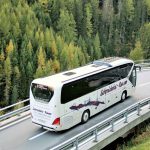 Sprawna klimatyzacja w autokarze zapewnia komfortową podróż nawet podczas największych upałów